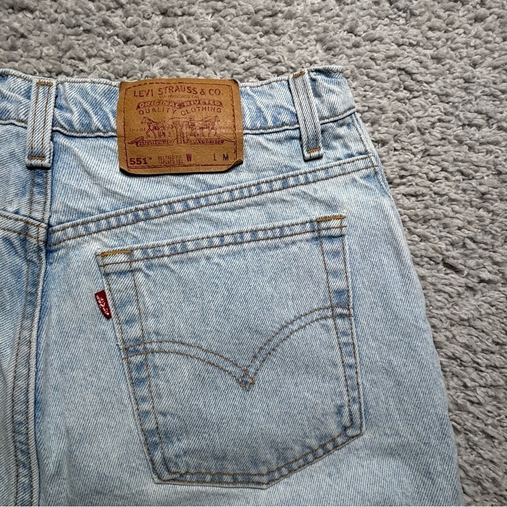 VINTAGE LEVIS Jeans Womens 14 551 Relaxed Baggy Black Bat Wing Denim 1990s High
